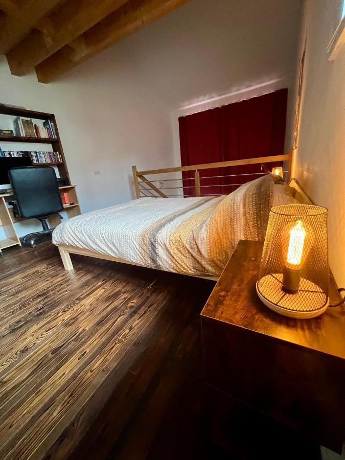 Capstay La Louvière Buitenkant foto