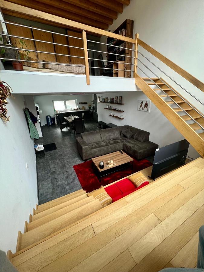 Capstay La Louvière Buitenkant foto